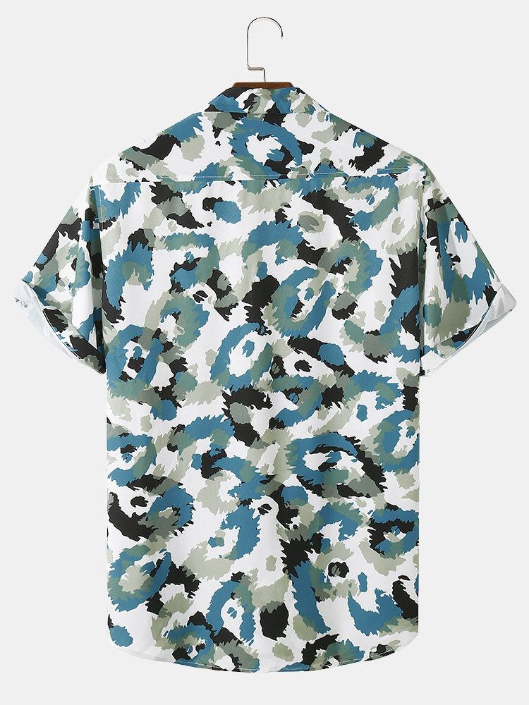 Camisa De Manga Corta Con Cuello Reverente Con Estampado De Leopardo Y Graffiti Para Hombre