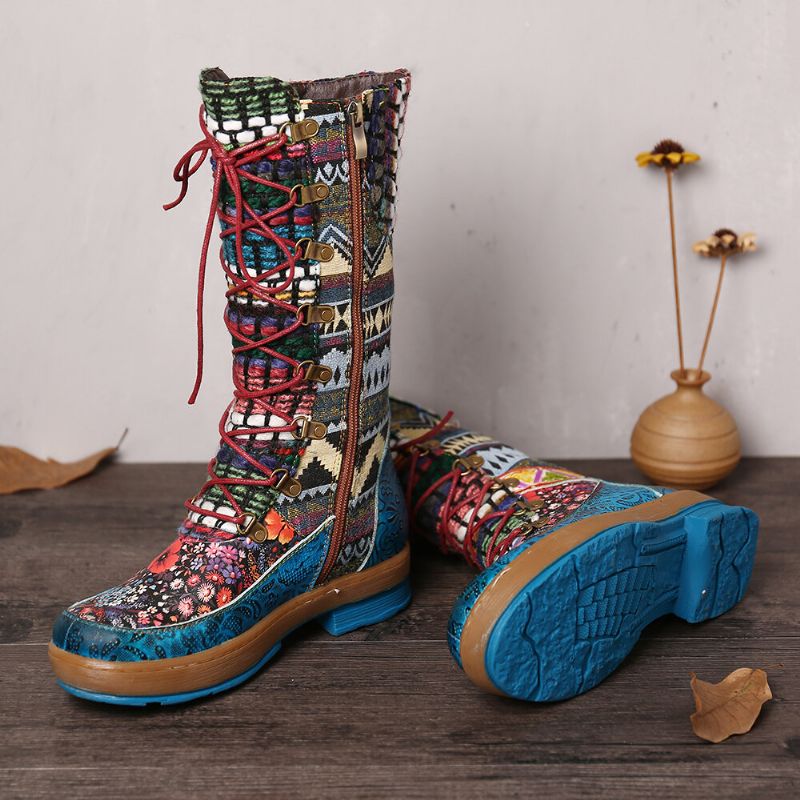 Botas Altas Planas Con Cordones De Lana De Colores Con Punta Redonda Y Cordones En Relieve