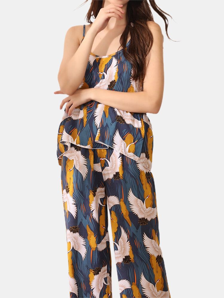 Conjunto De Pijama Para El Hogar Con Tirantes Finos Y Estampado De Grúa Estilo Etínico De Talla Grande Para Mujer